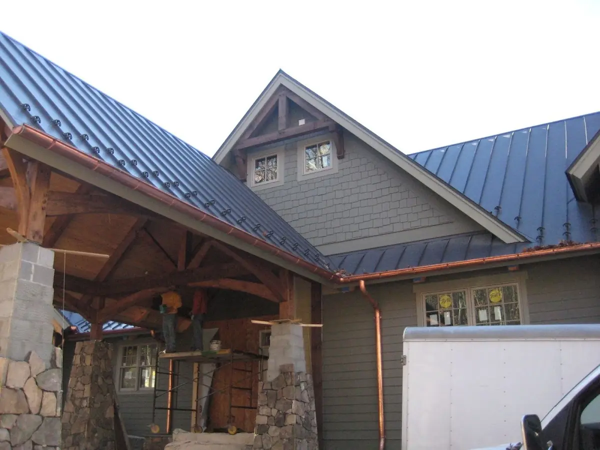 Craftsman Roofing team delivering quality roofing work in Echo